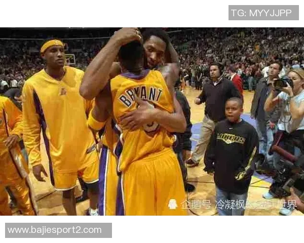 霍里谈科比传球哲学强调赢得信任是关键因素 霍里谈科比传球哲学强调赢得信任是关键因素