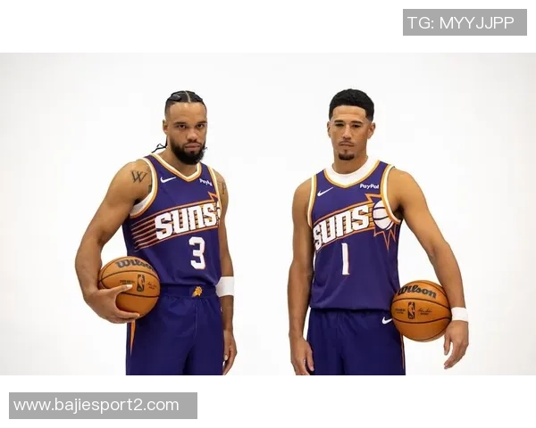 布克谈狄龙与老詹恩怨史称喜欢看到这种激烈场面